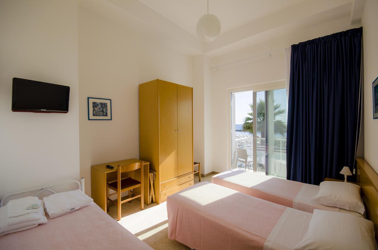 Hotel Ideal Cupra Marittima Exterior foto